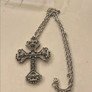 Sarah Coventry Silver Cross Necklace Limited Edition 1974 Estate find